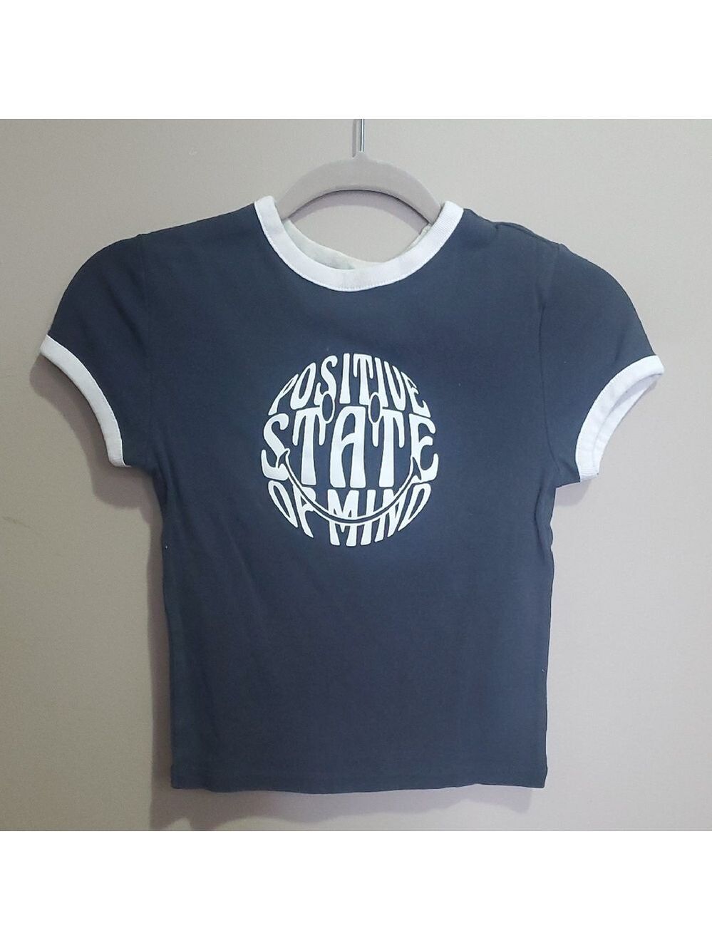 Smiley H&M T-Shirt - Black and White Size Small